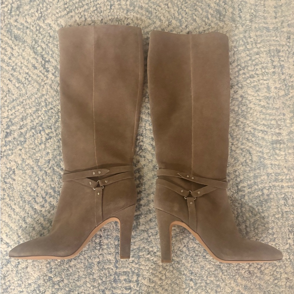 Vince Camuto Authentic Leather/Suede High Heeled Zipper Boots